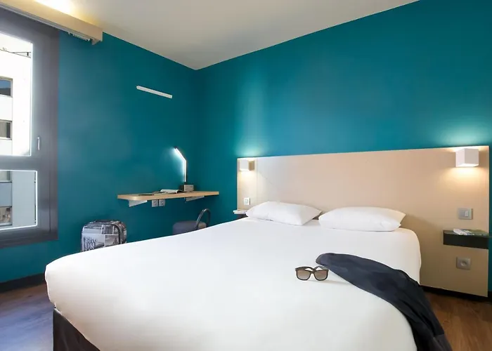 B&B HOTEL Marseille Centre La Timone