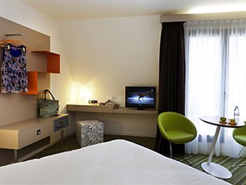Centre La Timone Hotel 2*